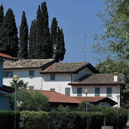 Corte Mantovani בית הארחה 4*